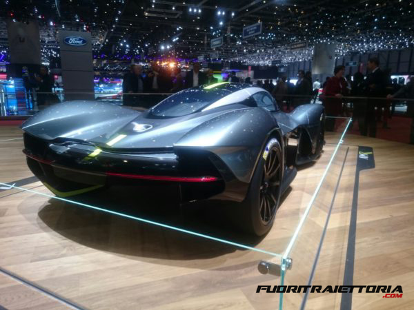 aston-valkyrie-2jpg-e1489136216864