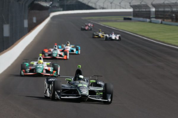 Traffico durante le prove