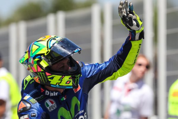 46-valentino-rossi-itab77i1528-gallery_full_top_fullscreen
