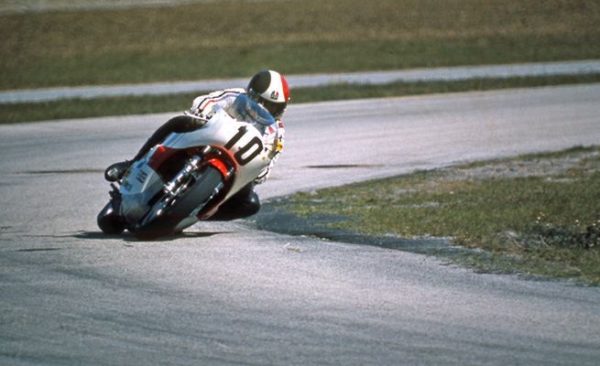 http-%2f%2fmedia-motoblog-it%2ff%2ff0e%2fgiacomo_agostini_daytona200