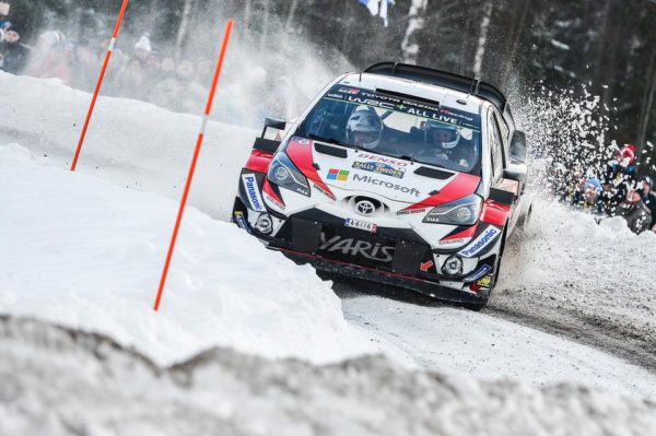 28166260_950964705058832_6537831035862593455_n