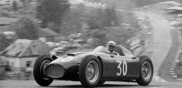 Una Lancia D50 in azione