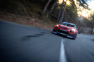 ap-1y8qwye8d1w11_news