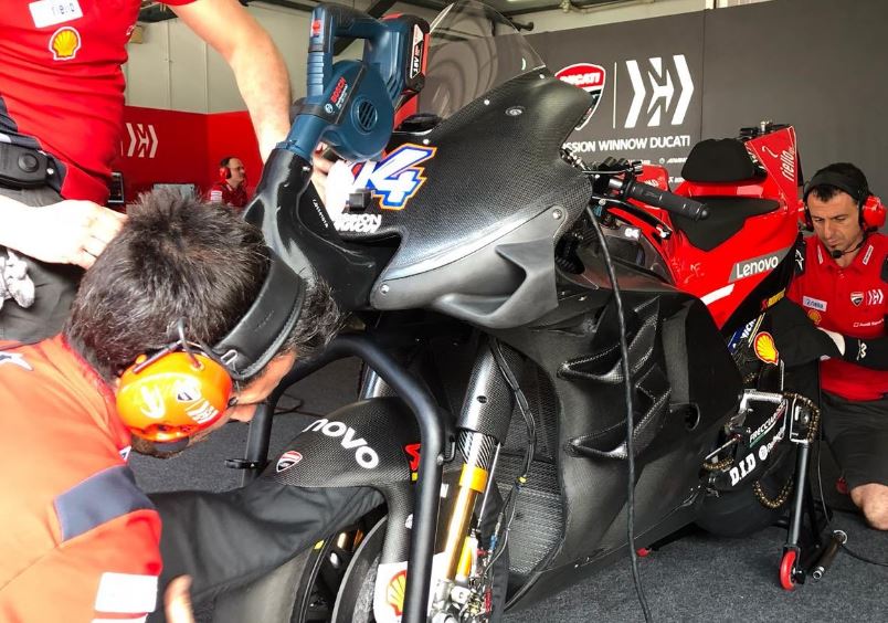 ducati-fairy-sepang3