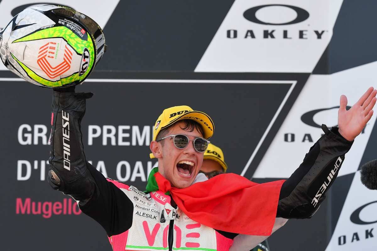 7228d6a7-aa1d-4a8d-bcfd-3367b7310423