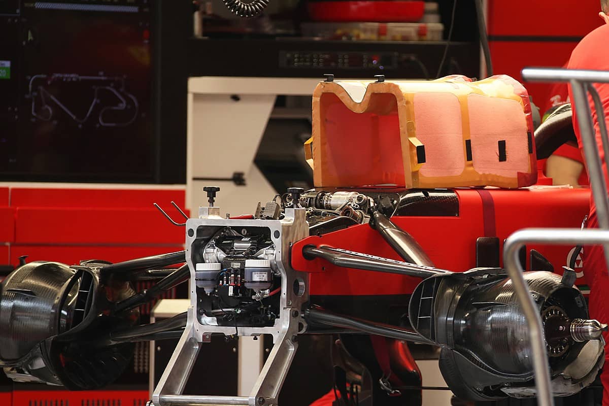 ferrari-sf1000-front-detail-1