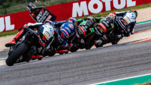 59179_jdr_r8_action_slide_big