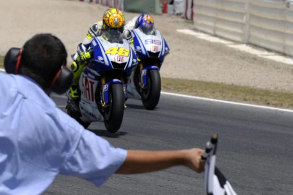 valentino-rossi-jorge-lorenzo-catalunya-2009