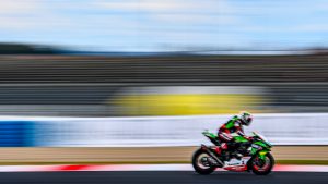 51635_dcp_r8_action_slide_big