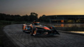 Formula E: NEOM McLaren porterà in pista una livrea generata con IA