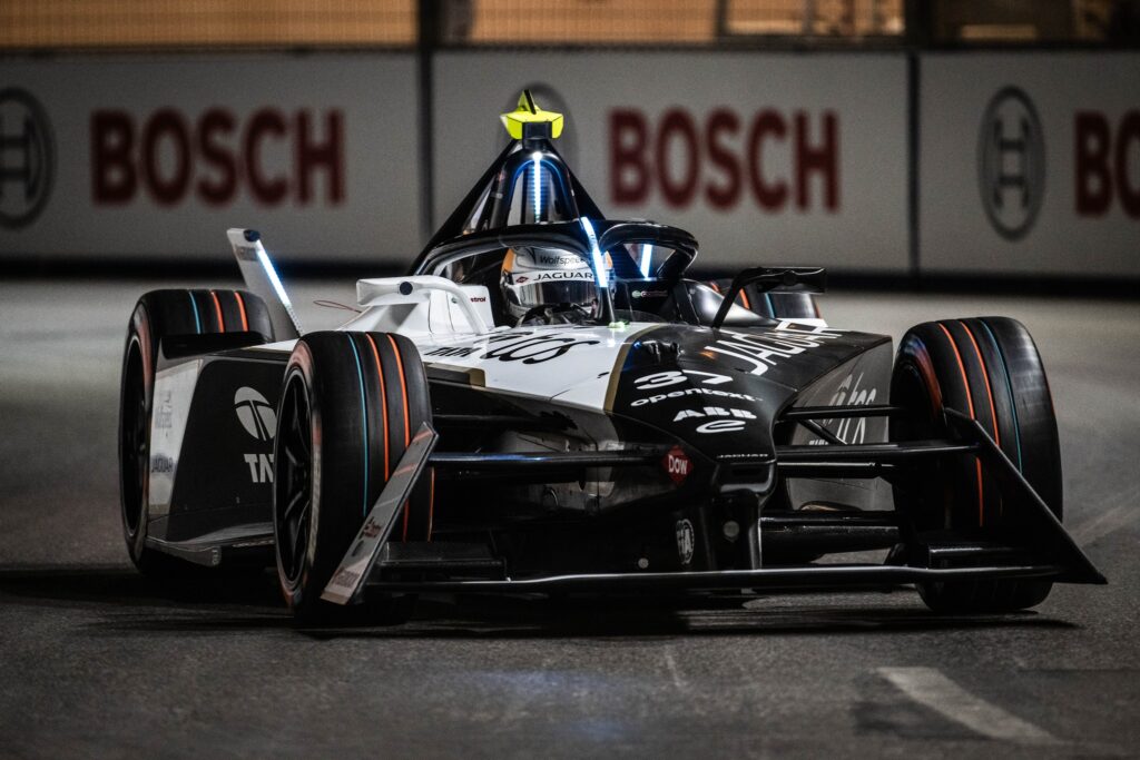 Nick Cassidy E-Prix Diriyah Formula E