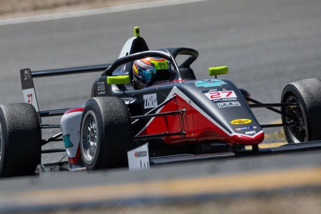 Feeder Series F4 Spagna