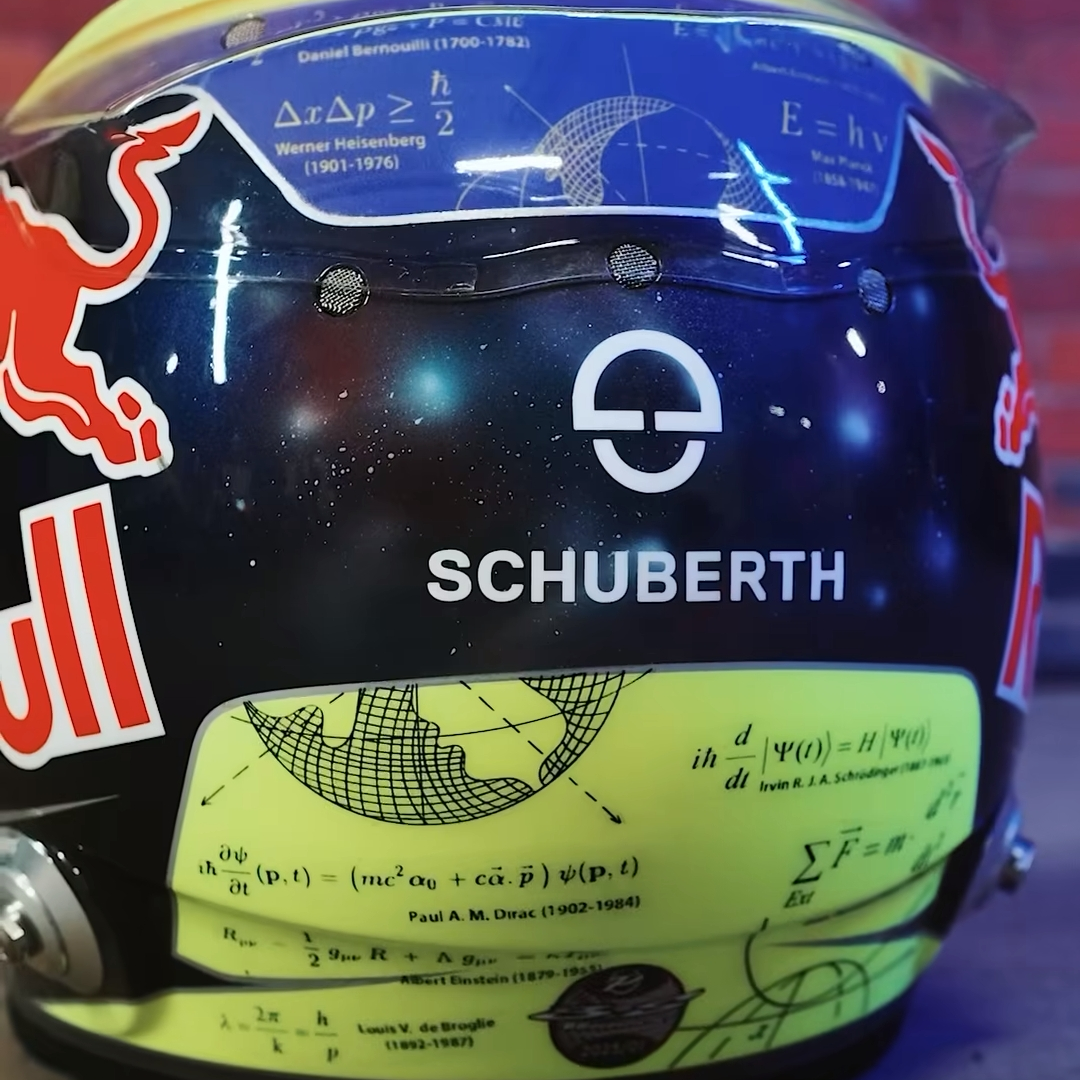 casco hadjar formule