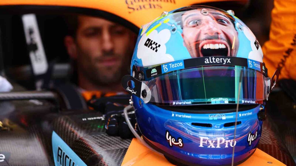 casco ricciardo
