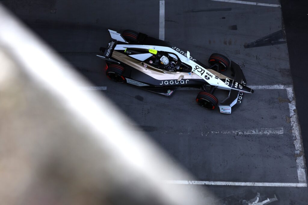 Cassidy londra e-prix jaguar vince